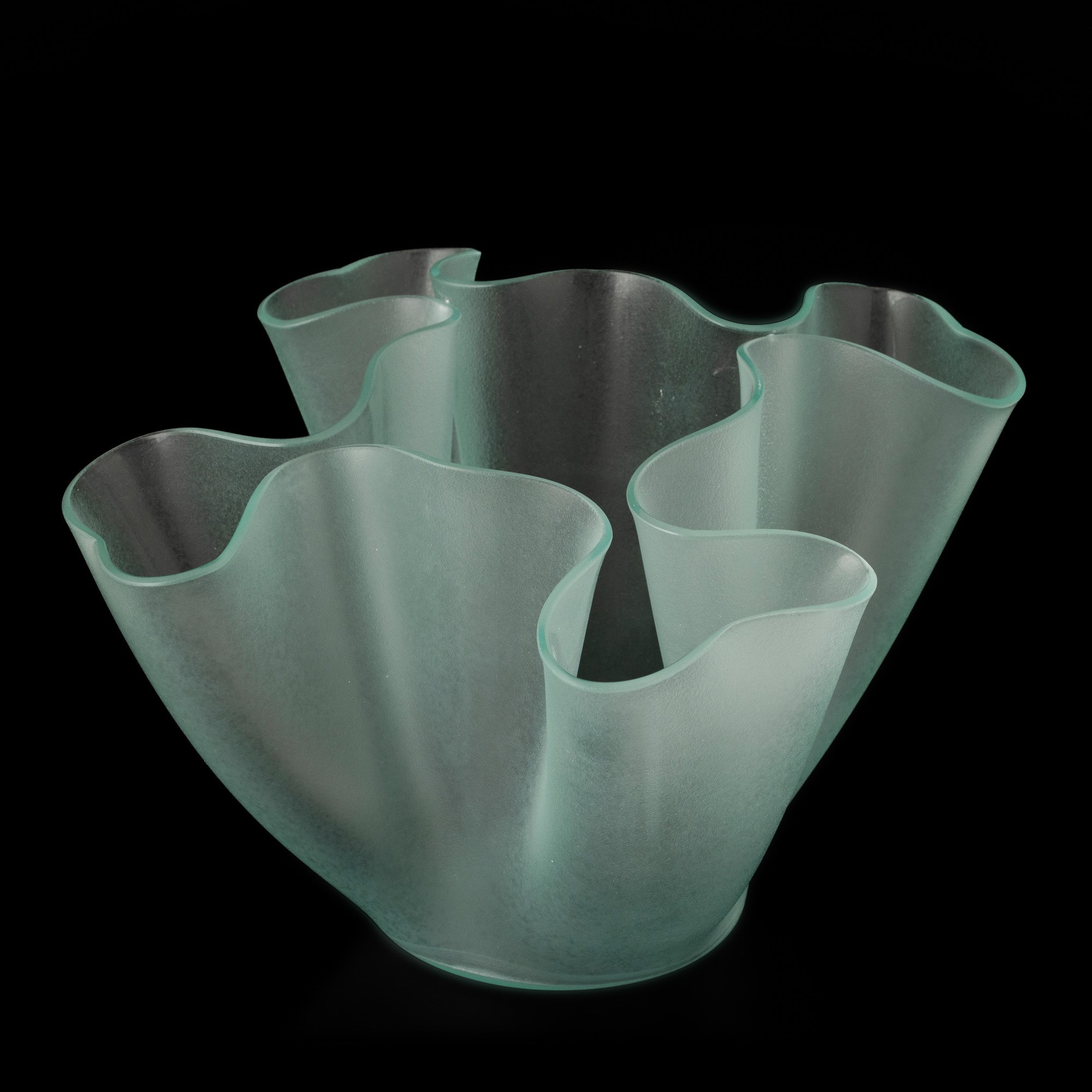 Fontana Arte, Milano, Vaso in vetro soffiato a stampo sabbiato (cartoccio), diam. 23 cm