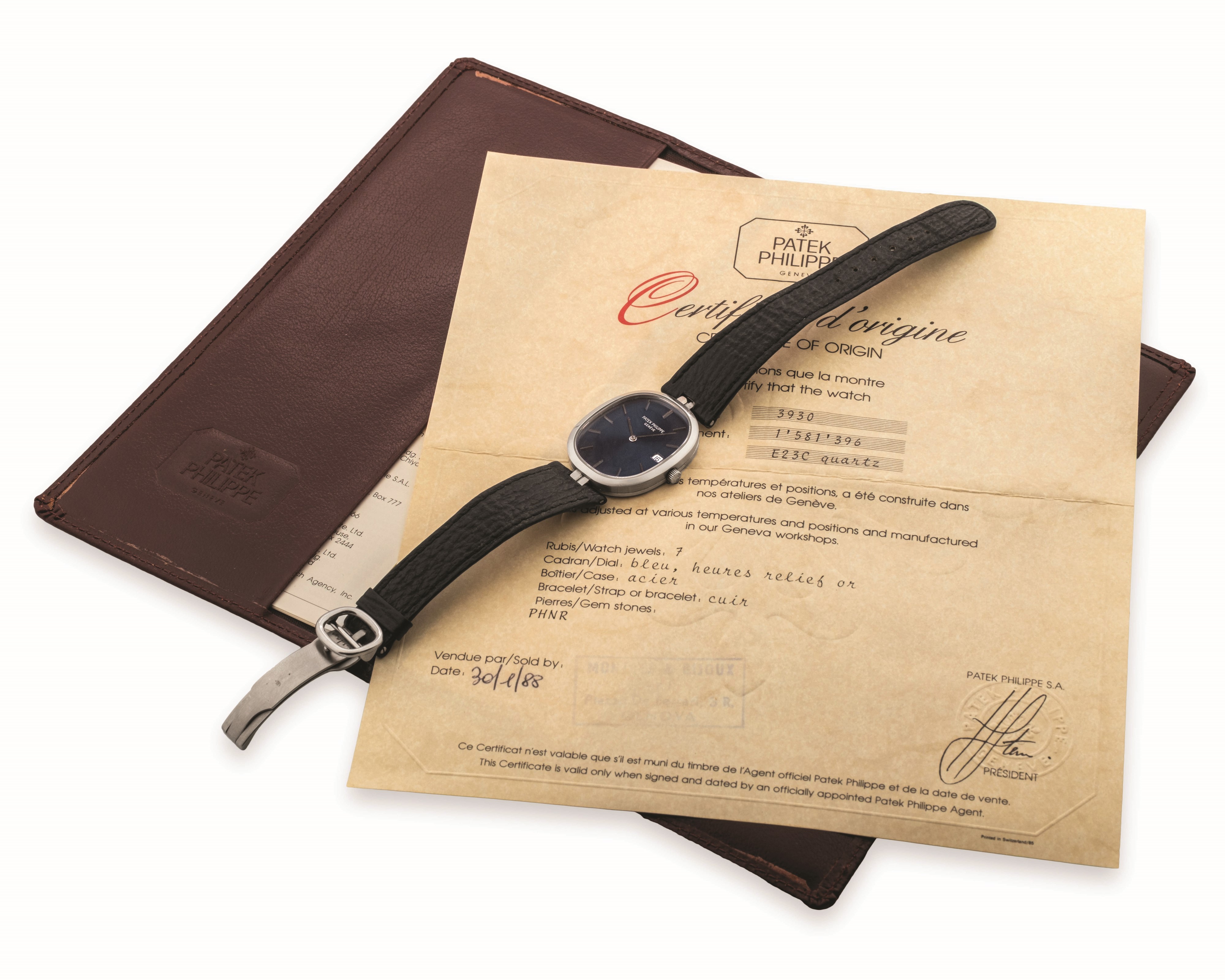 Patek Philippe - Ellipse ref. 3930, in acciaio con quadrante blu soleil e datario, circa 1988