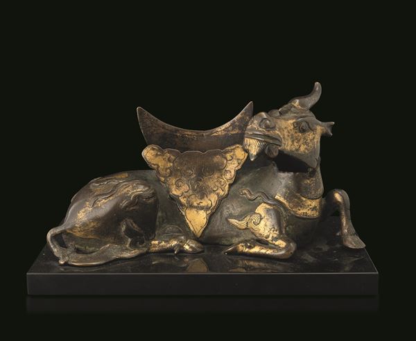 Porta specchio raffigurante capra con tracce di doratura in bronzo, Cina, Dinastia Ming, XVII secolo