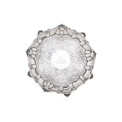 Salver. Londra, 1773. Marchio Dell'argentiere Parziale di Difficile Lettura