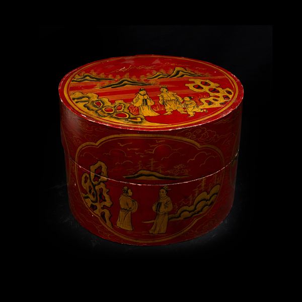 Scatola in legno laccato a fondo rosso raffigurante scena di vita comune, Cina, Dinastia Qing, XIX secolo