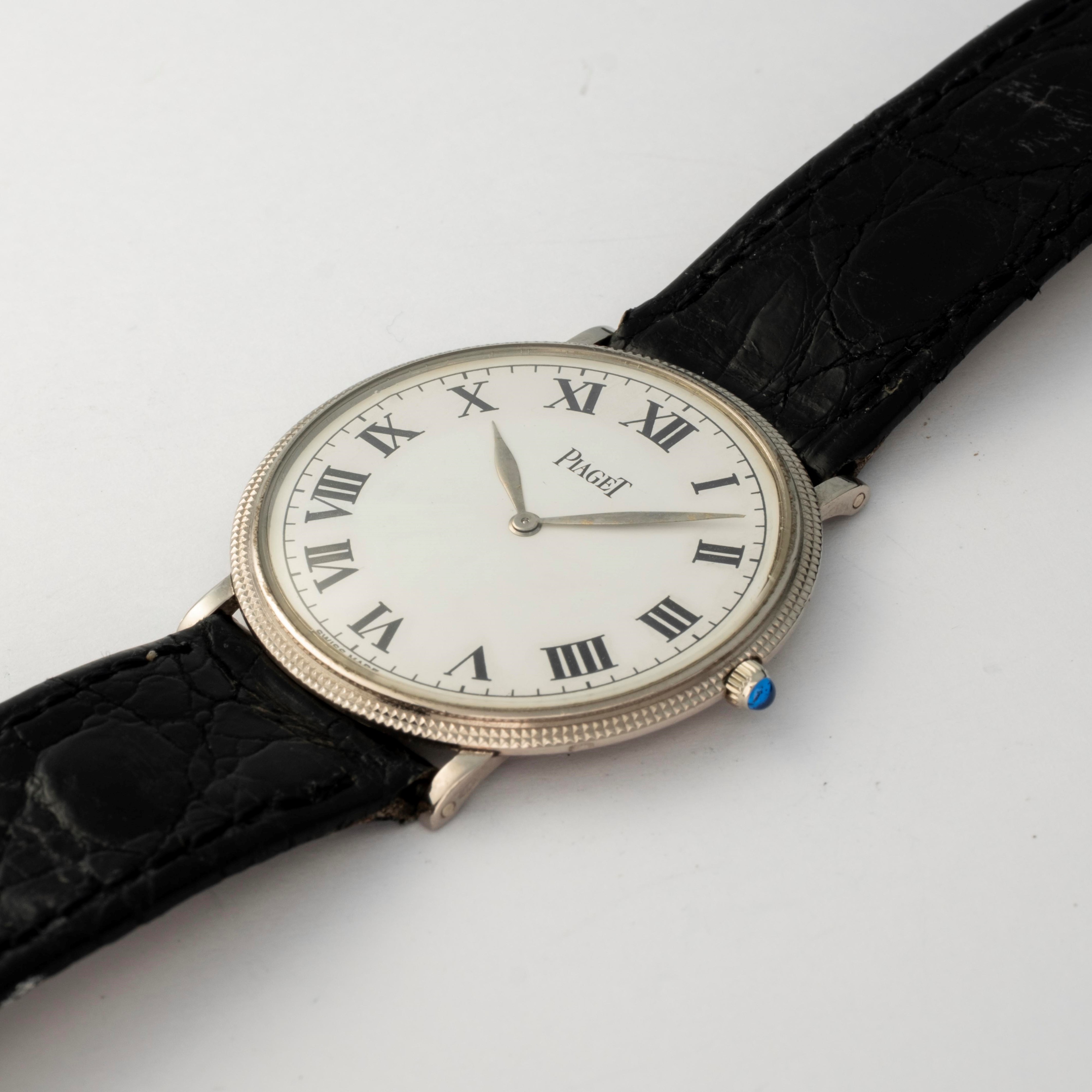 Piaget - Extrapiatto in oro bianco 18k con quadrante bianco e numeri romani (circa 1980)
