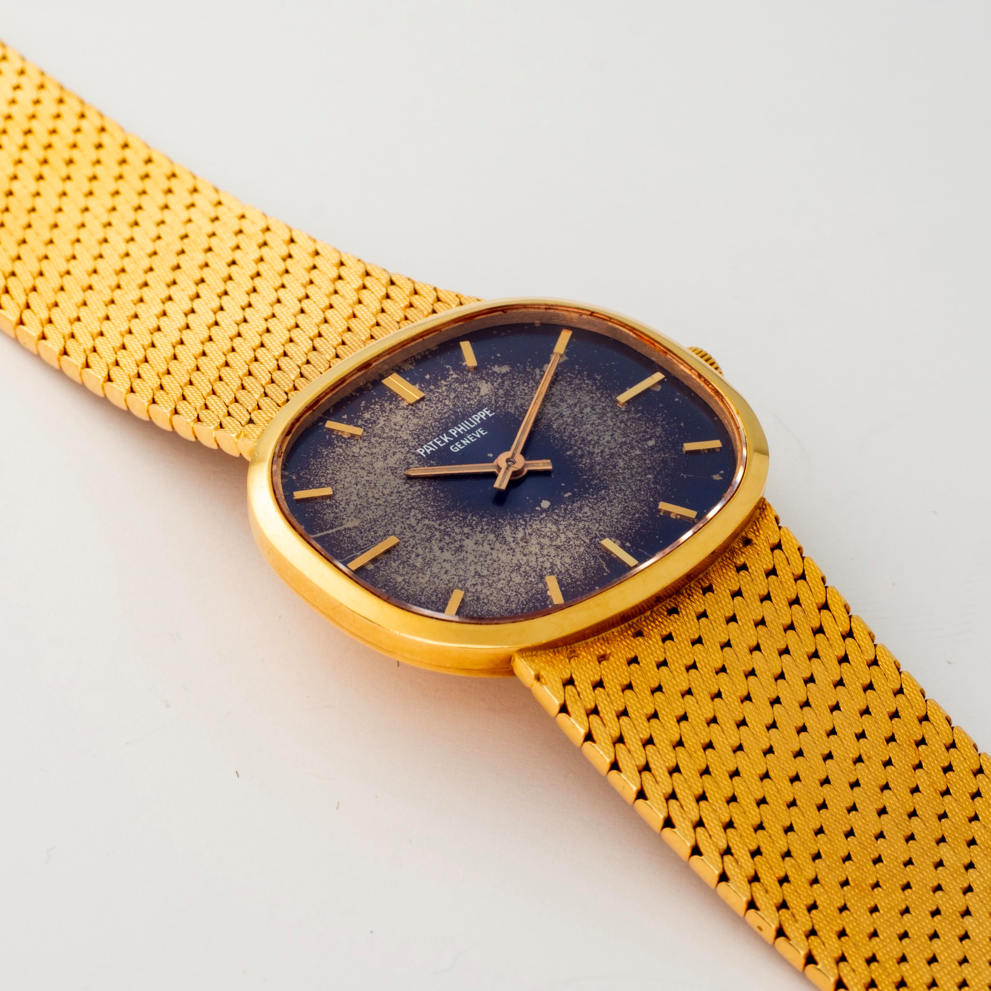 Patek Philippe - Ellipse ref. 3545 in oro giallo 18k con bracciale integrato e quadrante blu vira...