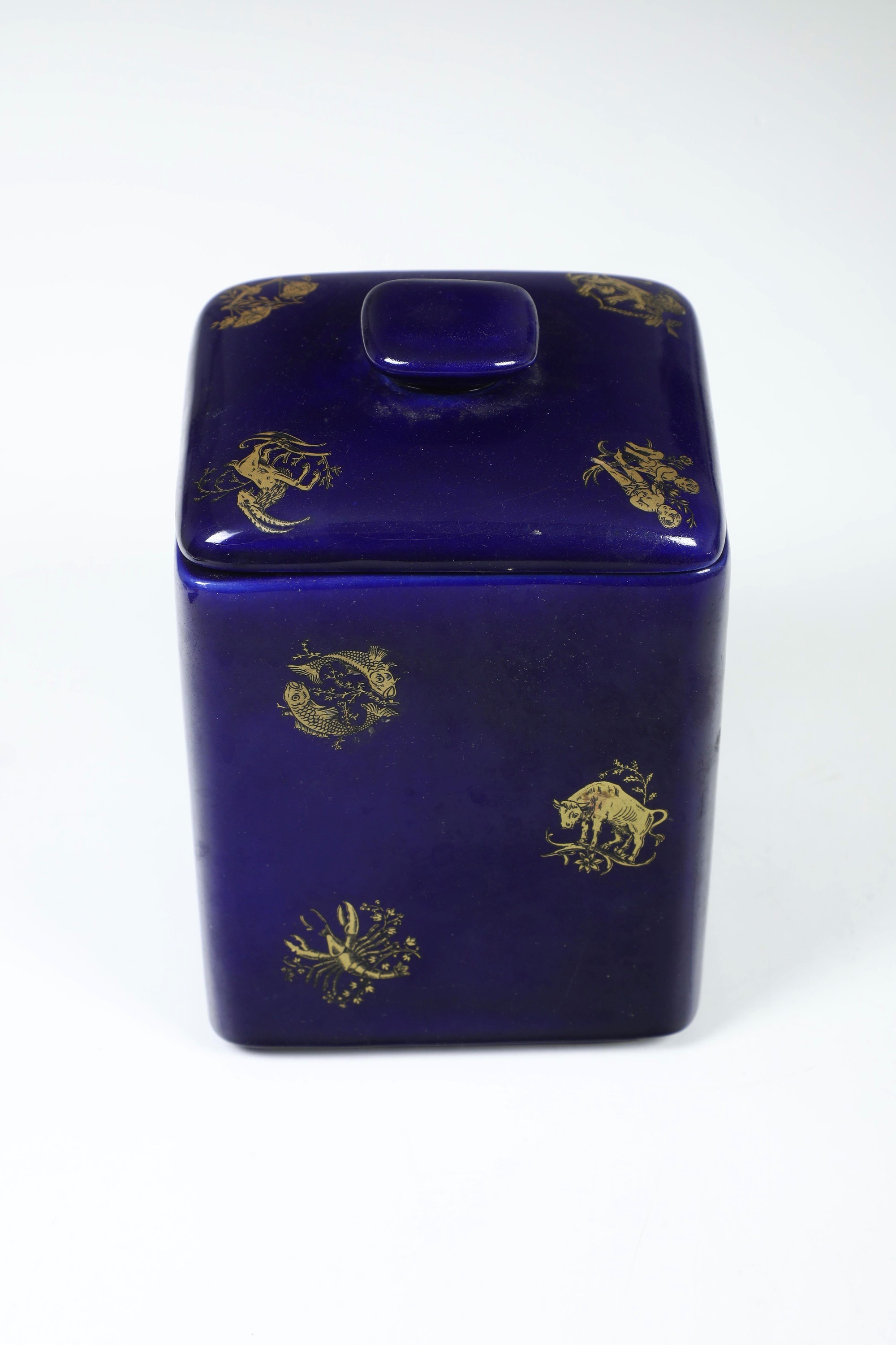 Biscottiera con segni zodiacali, Porcellana a fondo blu e oro, XX secolo