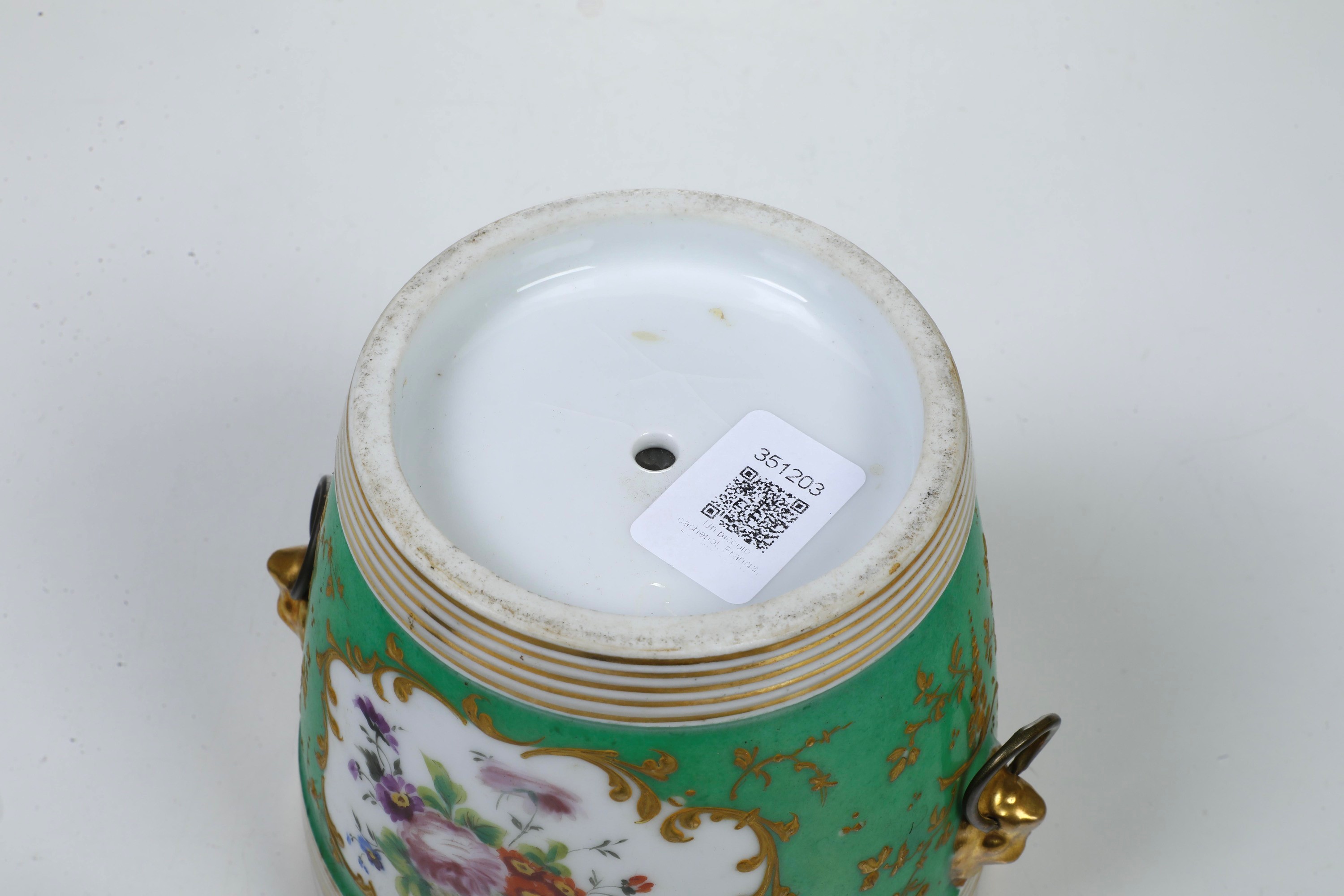 Piccolo cachepot, Porcellana, Francia, XIX secolo