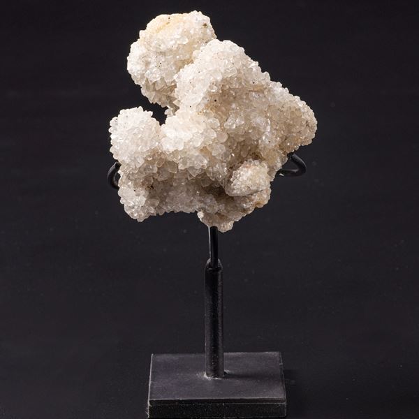 Cluster di calcite su supporto in ferro battuto