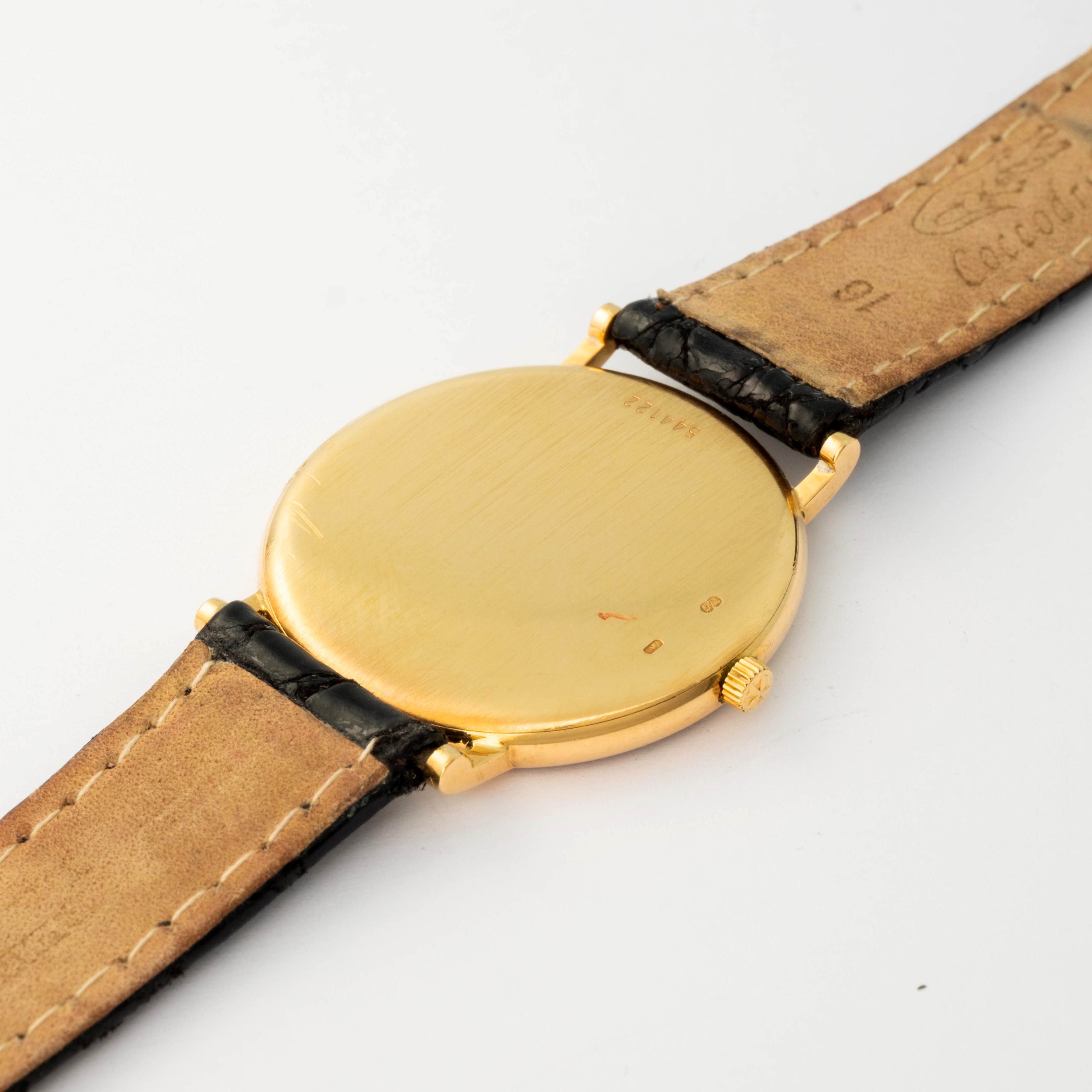 Vacheron & Constantin - Orologio Patrimony in oro giallo 18k con quadrante bianco e indici romani...