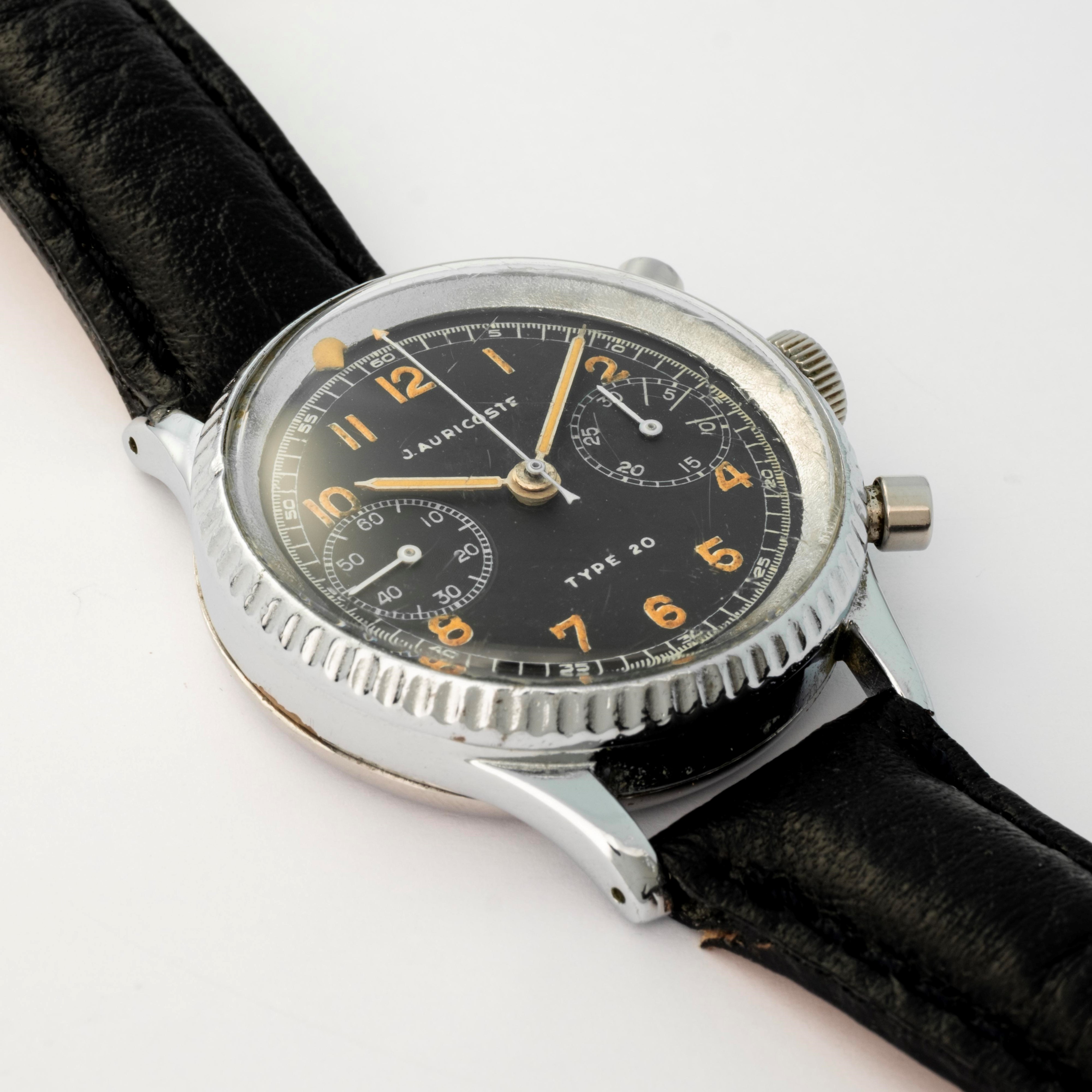 J. Auricoste - Type 20 cronografo in acciaio con quadrante nero, circa 1954