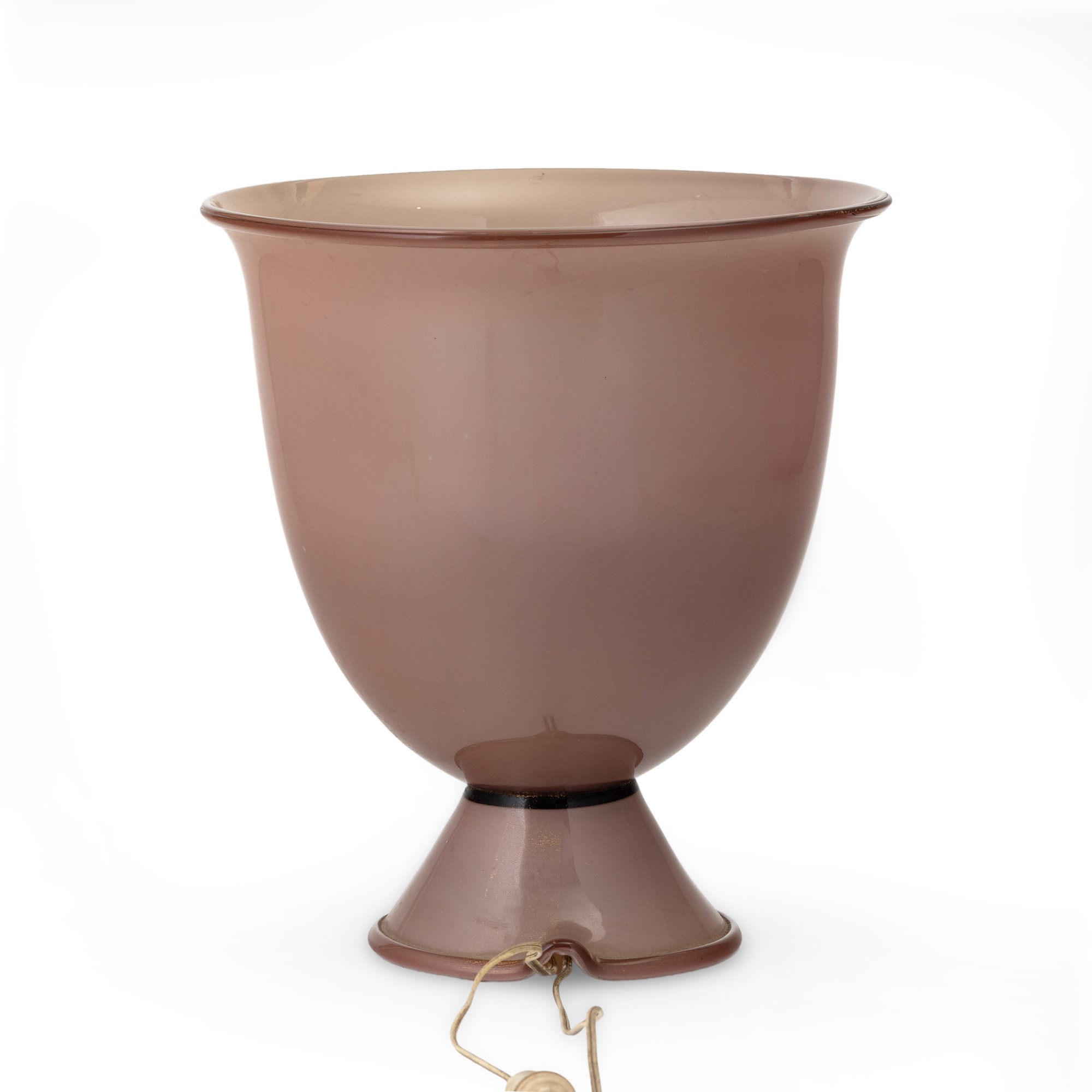 Murano (ca. 1940), Lampada da tavolo in vetro soffiato incamiciato con inclusione di foglia oro