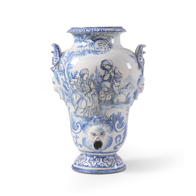 Vaso biansato. Albisola, XX secolo.