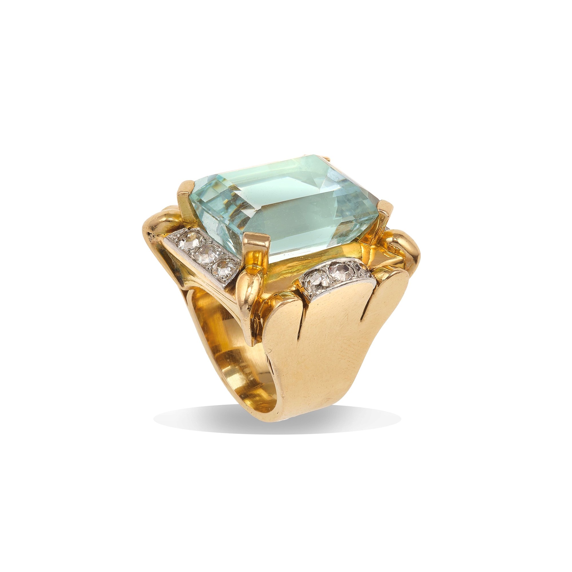 Anello con Grande Acquamarina e Diamanti
