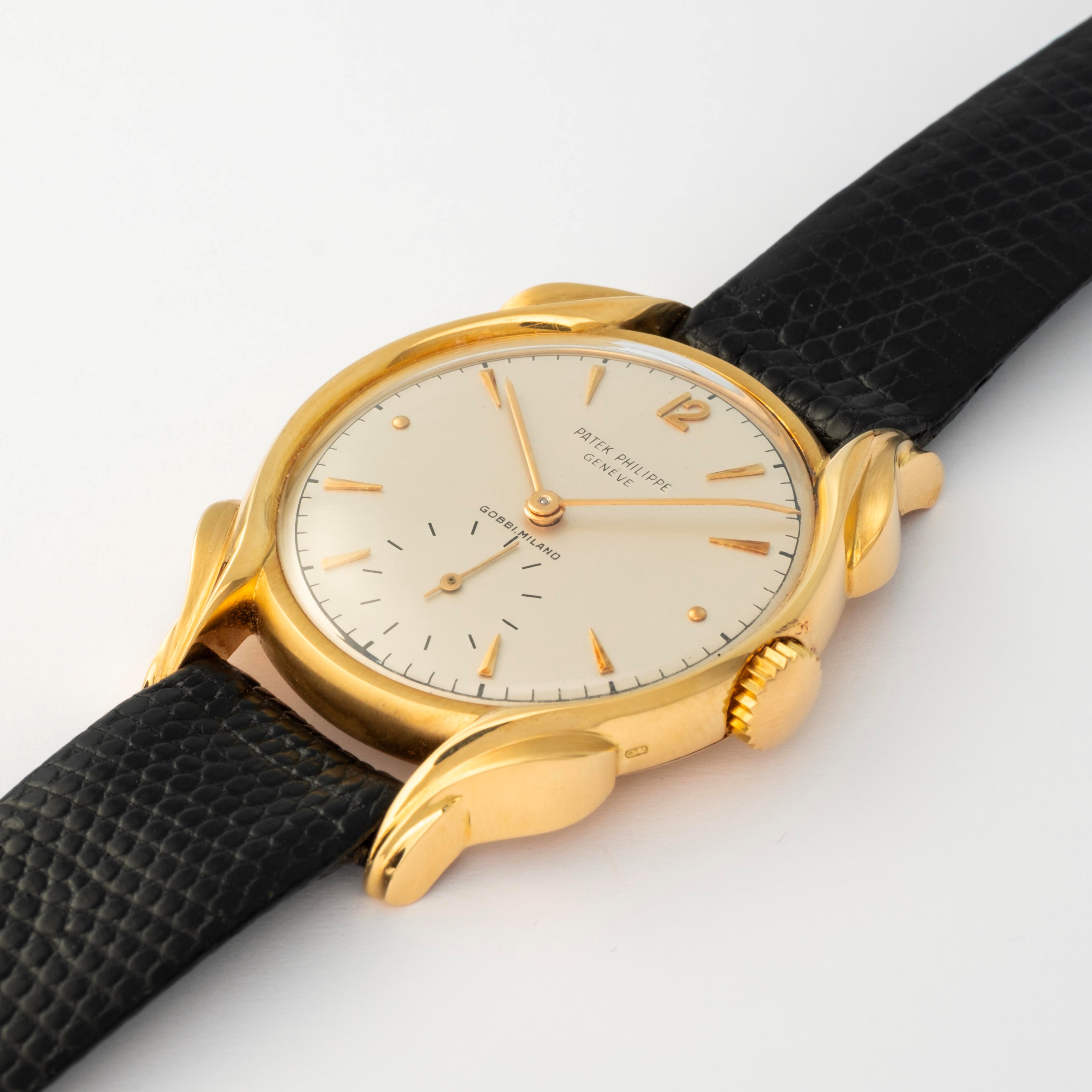 Patek Philippe - Calatrava Ref. 2431 Anse a Fiamma, Firmato "gobbi Milano" con Indici Applicati e...