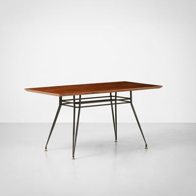 Tavolo da interno, struttura in metallo laccato e piano in legno impiallacciato (produzione itali...
