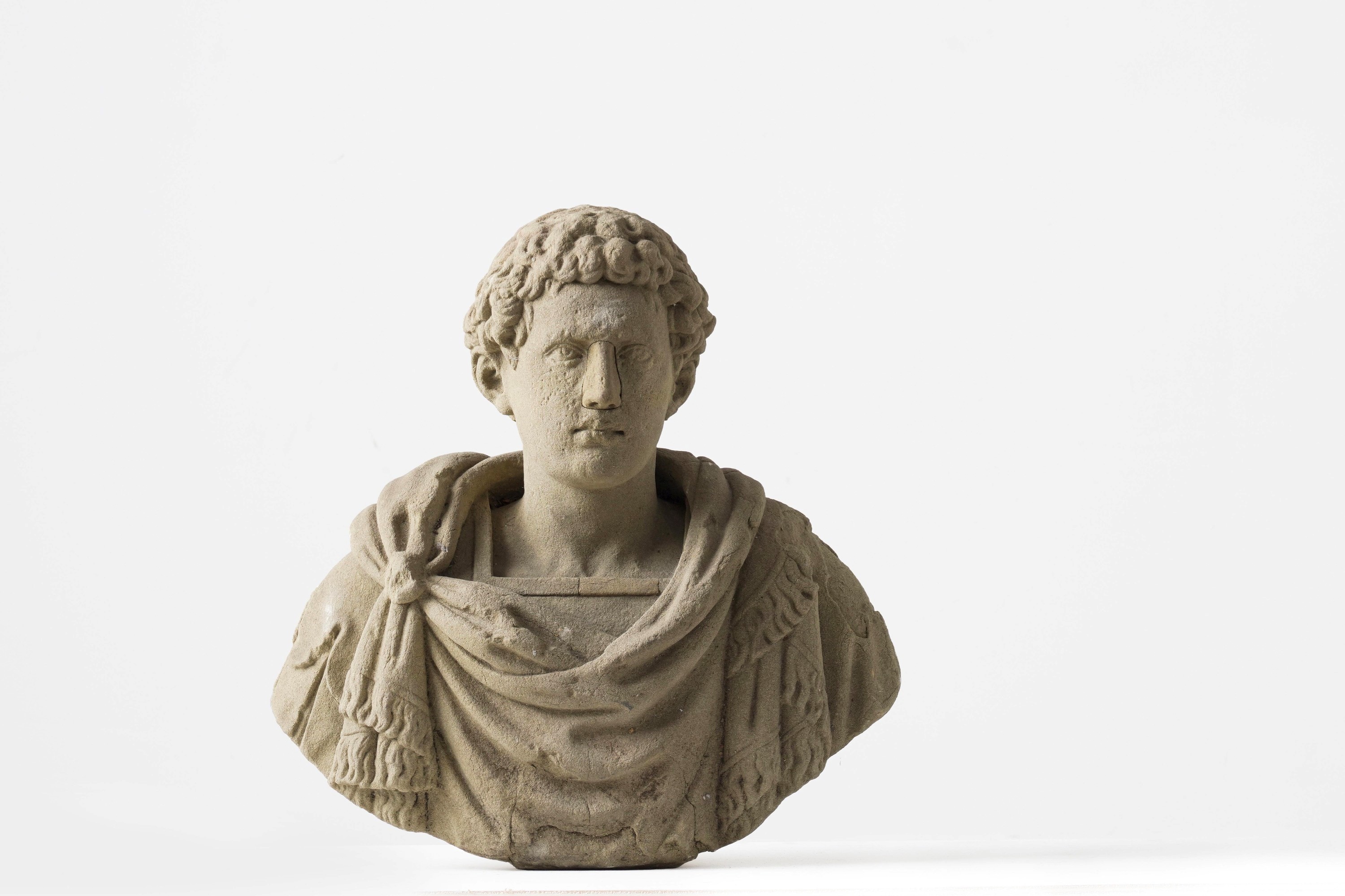 Busto virile all’antica, XX secolo, scultura in pietra
