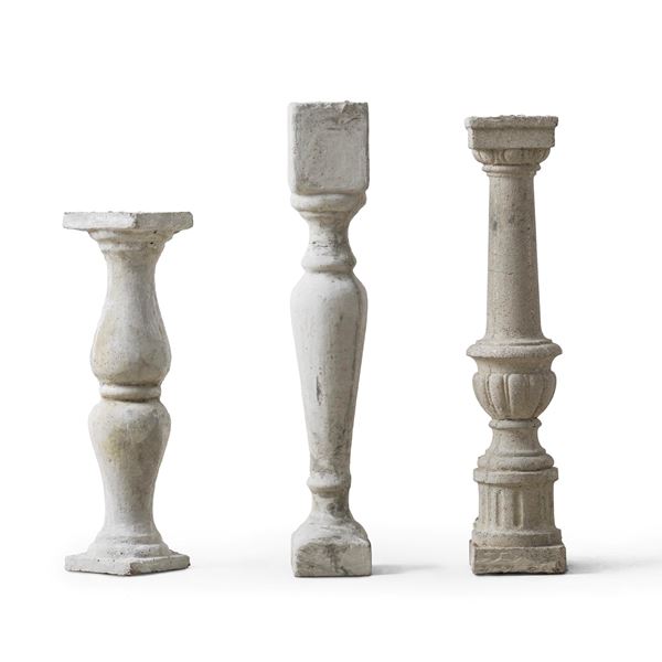 Tre stampi per colonna in gesso