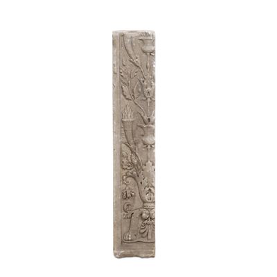 Lapicida del XVI secolo, Porzione di fregio in pietra con decoro a candelabra