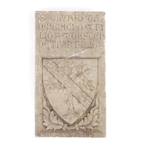 Rilievo con stemma gentilizio. Arte rinascimentale, XV-XVI secolo