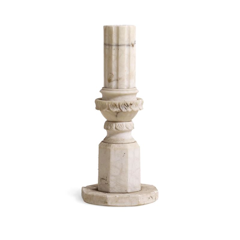 Mezza colonna in marmo  - Asta Oggetti d'Arte - La Wunderkammer di Ettore Mocchetti - Cambi Casa d'Aste