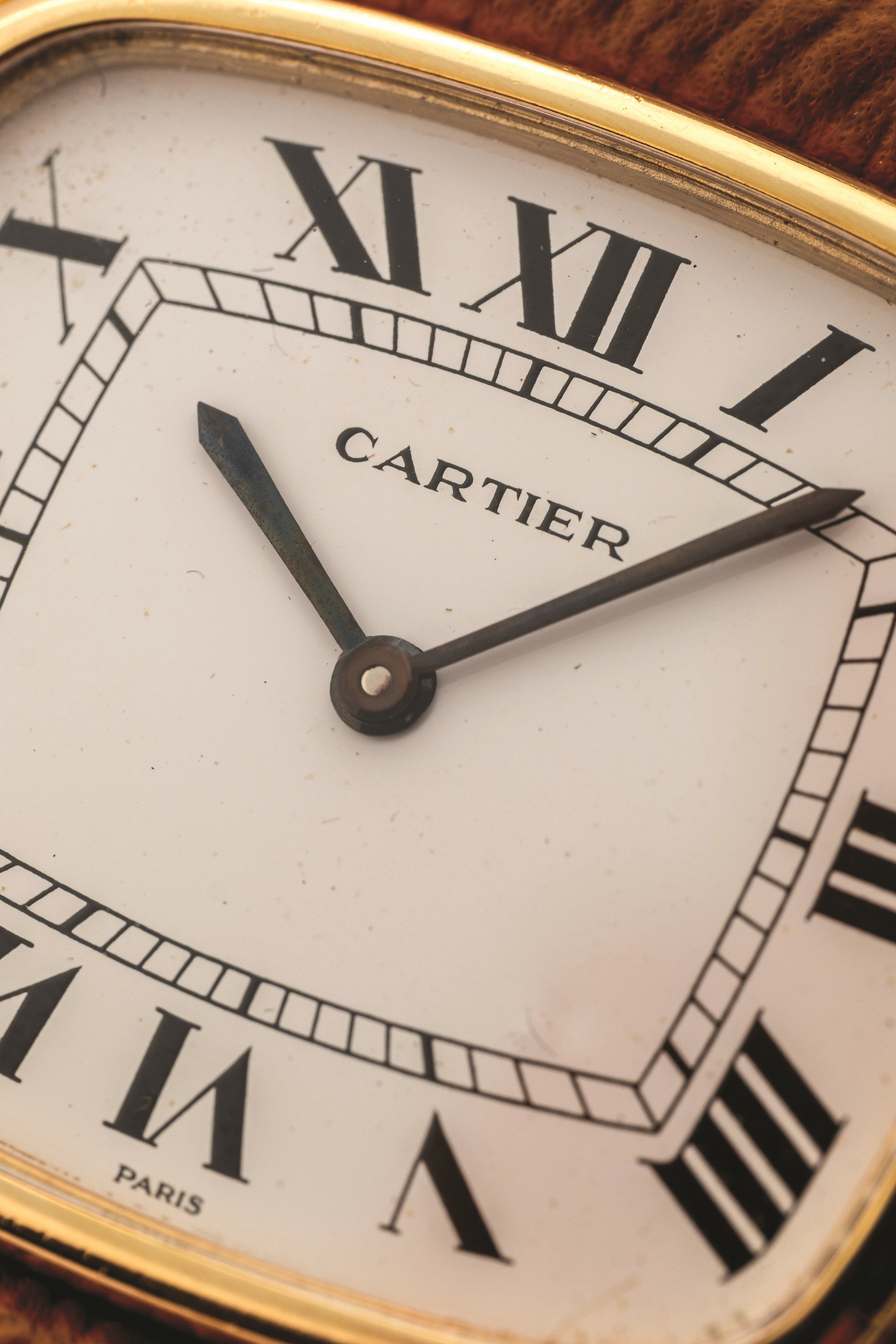 Cartier - Gondole Jumbo in oro giallo 18k, quadrante bianco con numeri romani, circa 1970