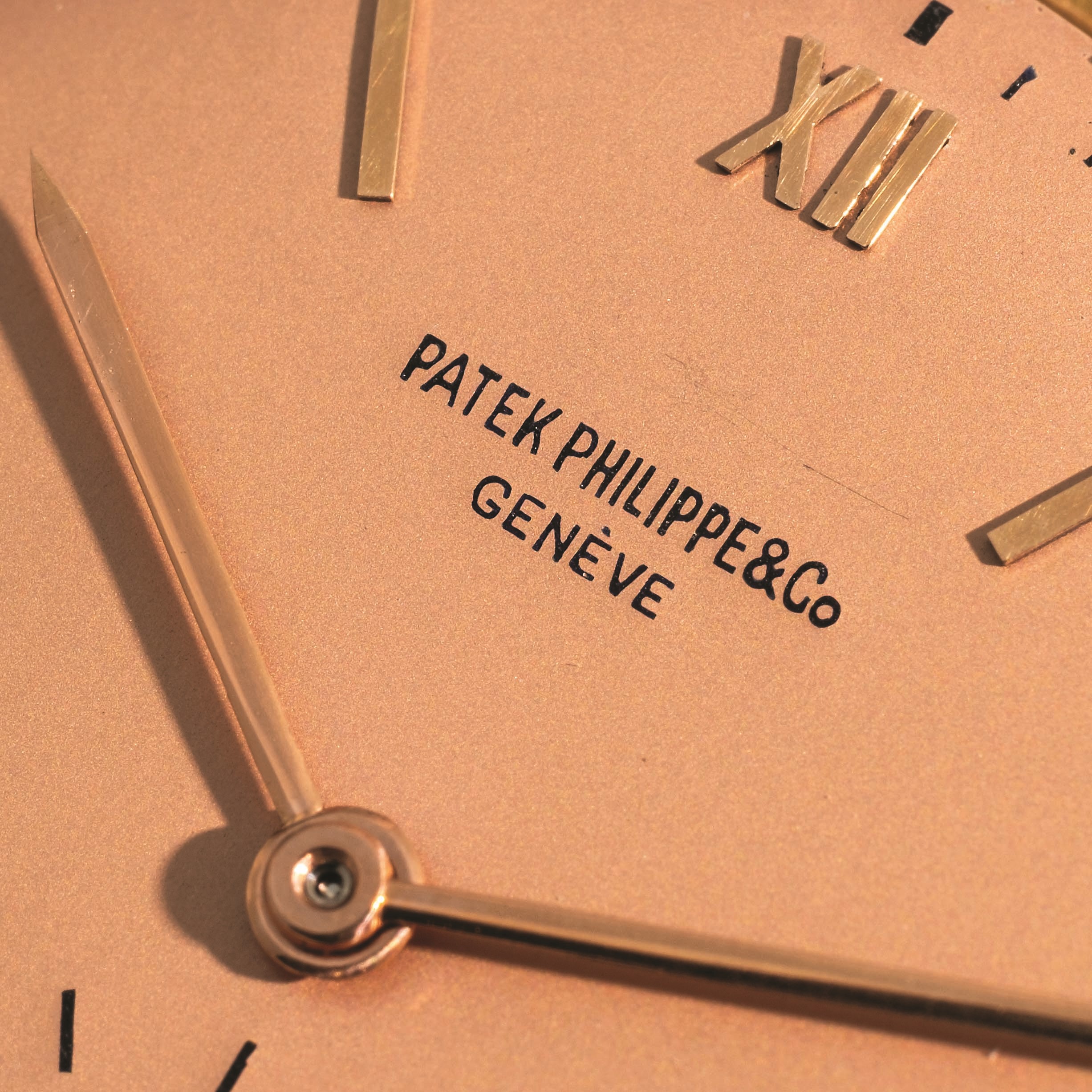 Patek Philippe - Calatrava ref. 1595 in oro rosa 18k con quadrante salmone, circa 1940