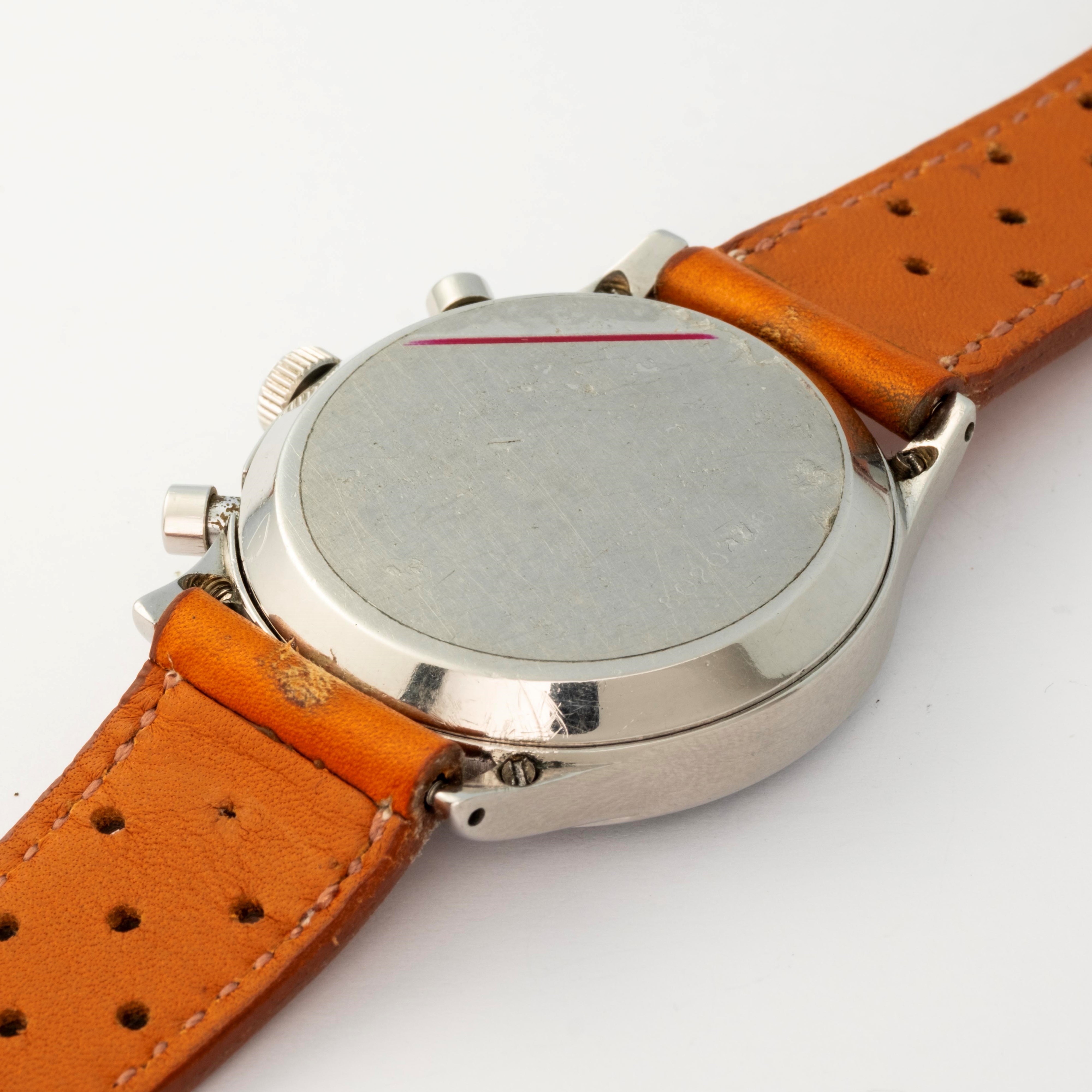 Tavannes - Clamshell Cronografo Impermeabile in Acciaio con Quadrante Nero Galvanico, circa 1940