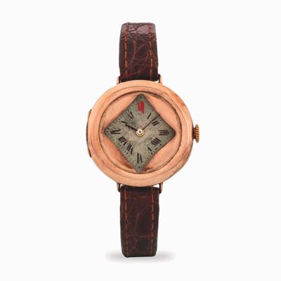 Pebble con cassa in oro rosa 9k e quadrante grenè, circa 1920