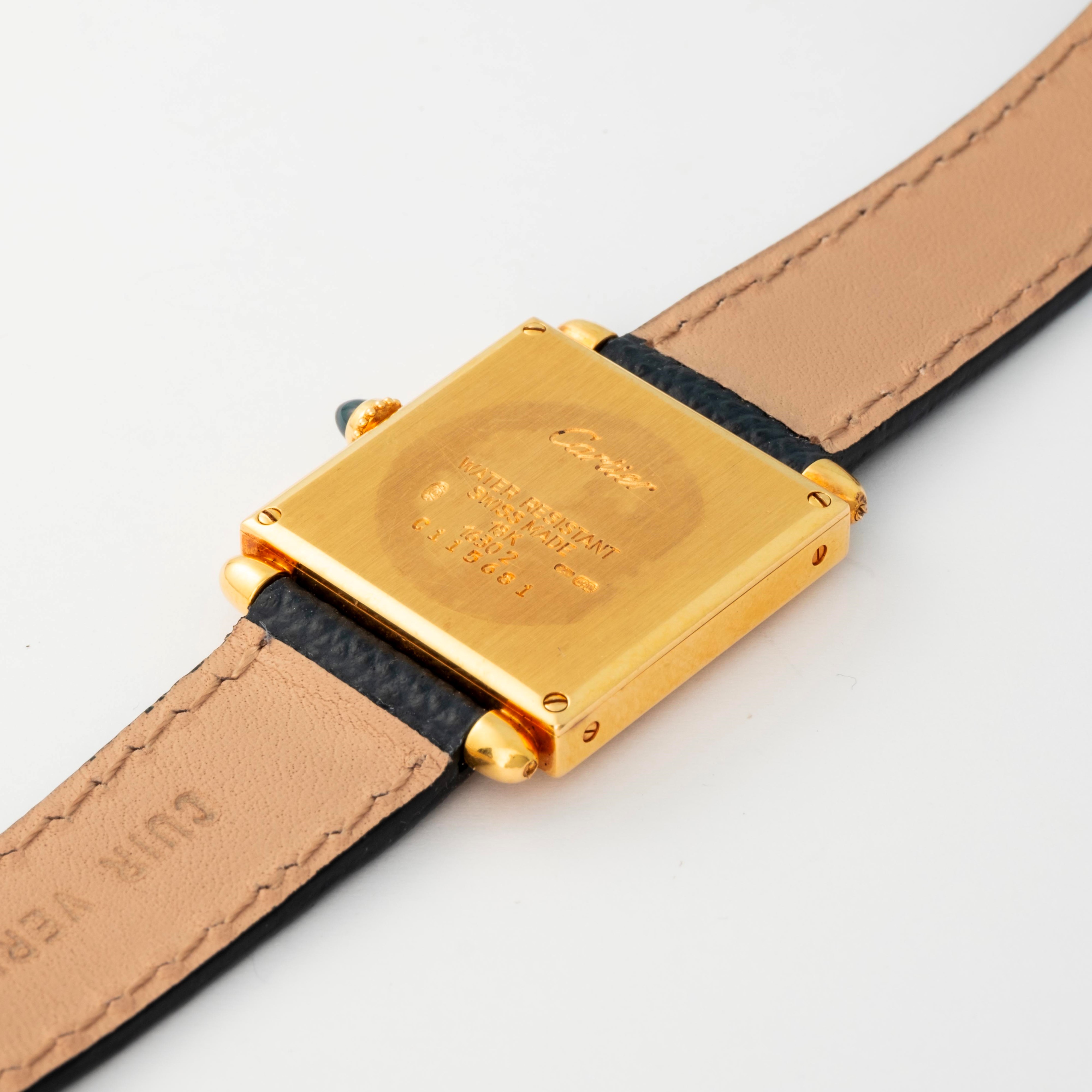 Cartier - Tank Obus in oro giallo 18k, quadrante bianco, circa 1990