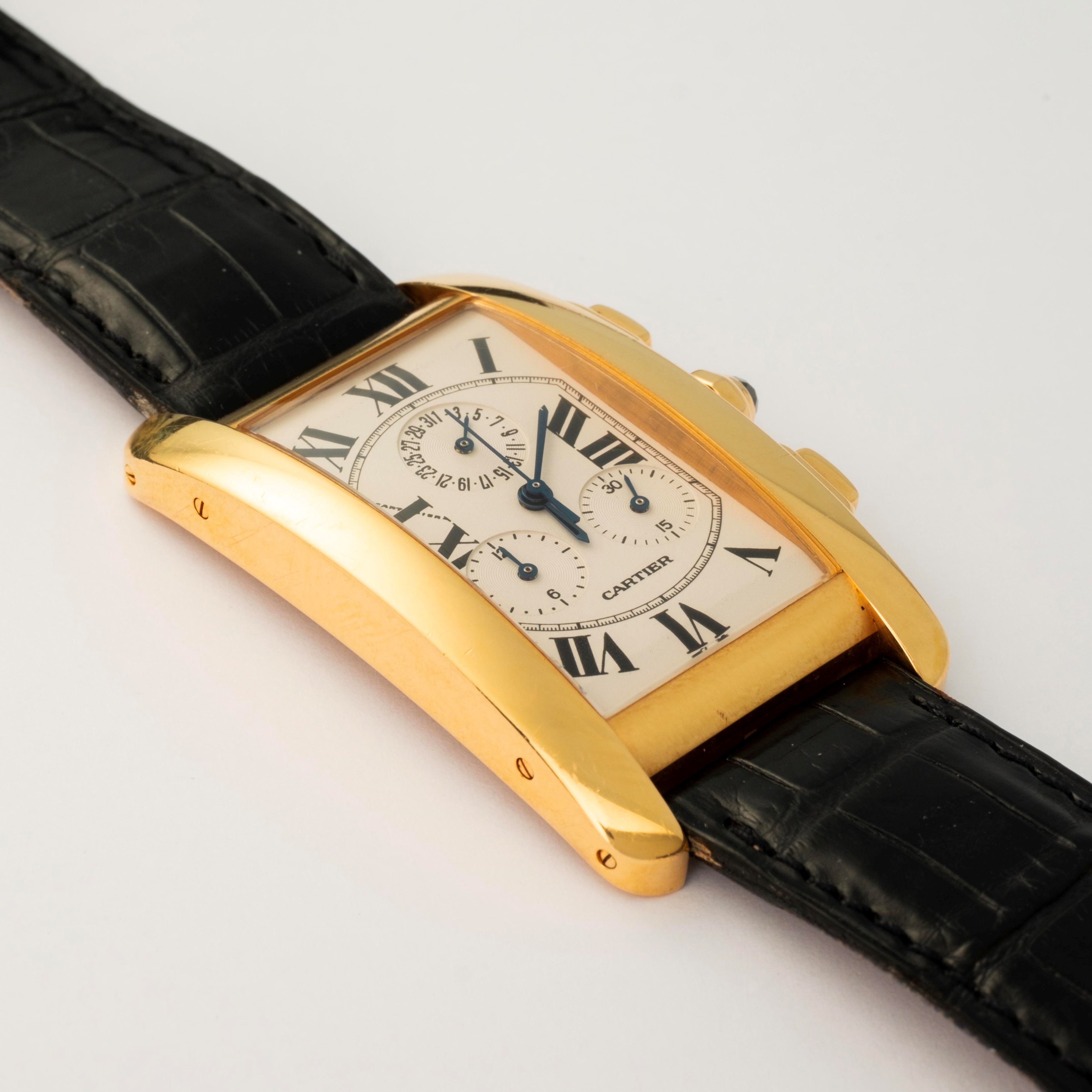 Cartier - Tank Americaine Cronografo ref. 1730, oro giallo 18k, quadrante bianco con numeri roman...
