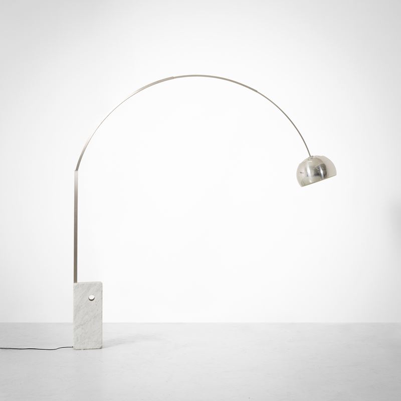 Achille e Piergiacomo Castiglioni : Lampada da terra mod. L'Arco  - Auction Design Lab - Cambi Casa d'Aste