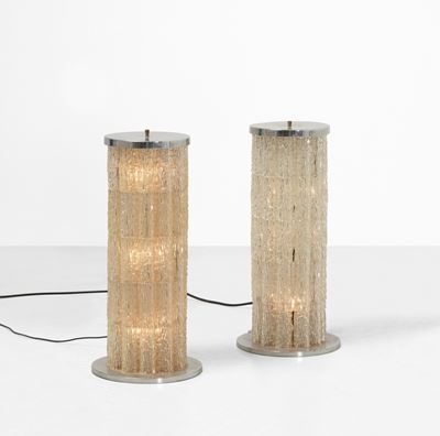 Lampade da terra in metallo cromato e diffusori in materiale plastico, Italia, circa 1970