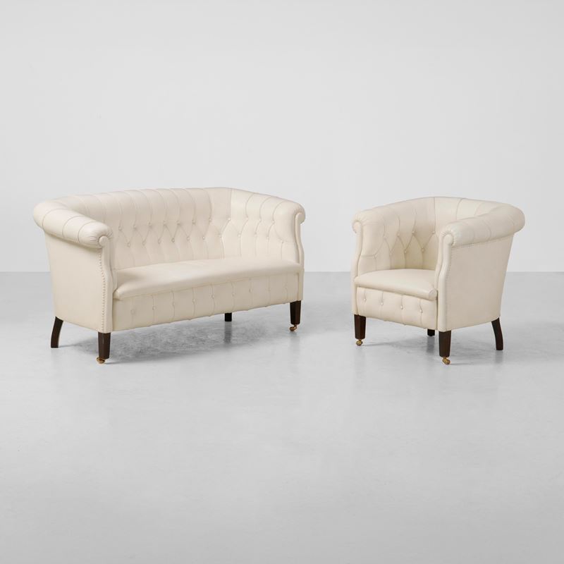 Poltrona Frau : Divano e poltrona mod. Fumoir  - Asta Arredi del XX secolo - Cambi Casa d'Aste