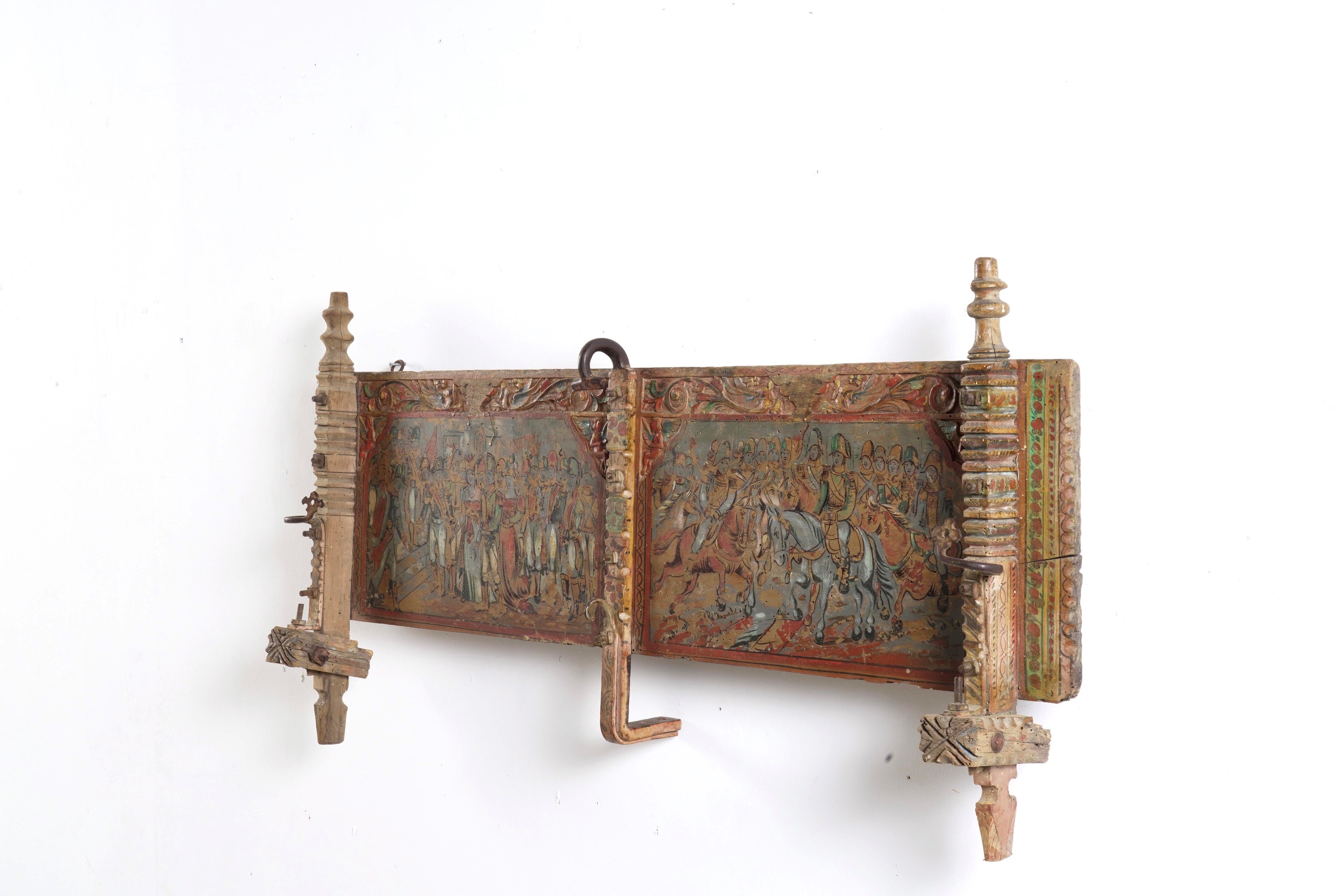 Elemento di carretto siciliano, legno dipinto, cm 121X14X60
