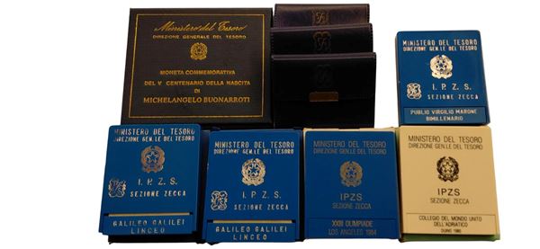 Italia 1964-1985. Lotto composto da 9 monete d’argento celebrative di vari eventi, in confezione ufficiali.