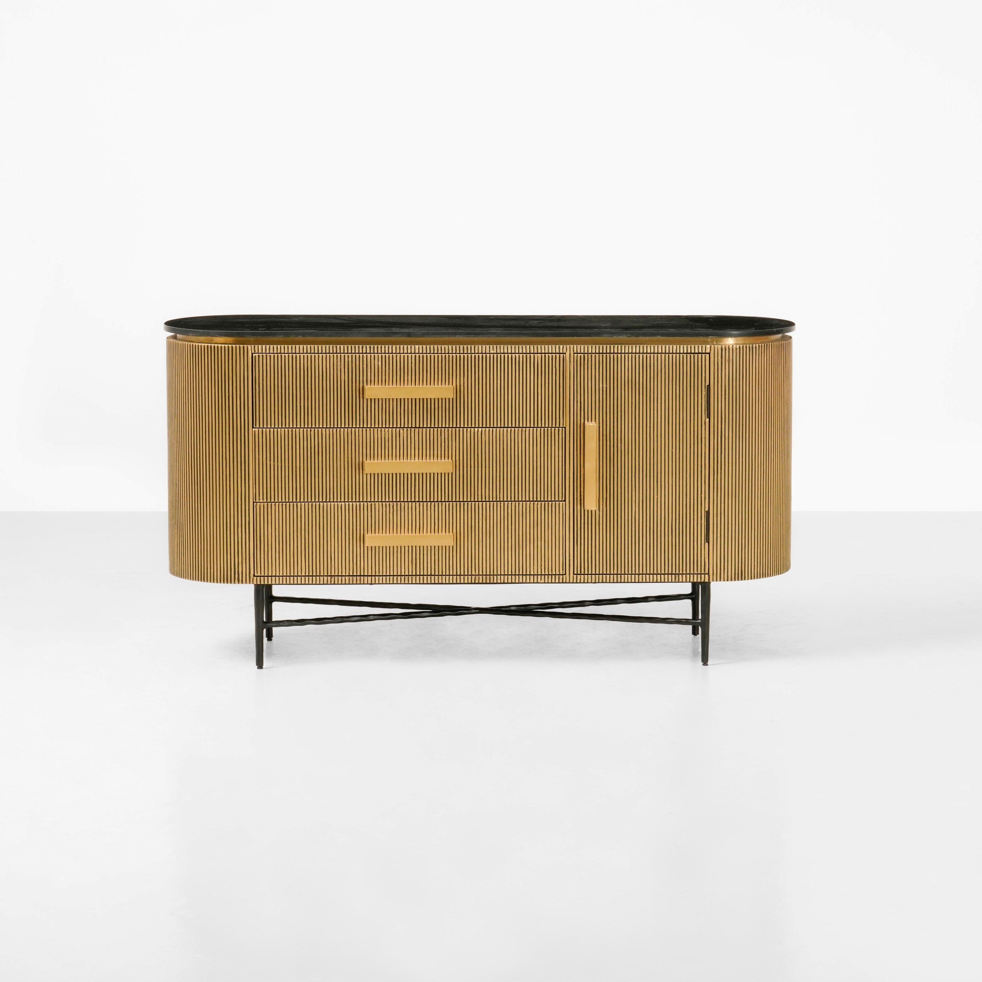 Credenza, struttura in legno con piano in marmo