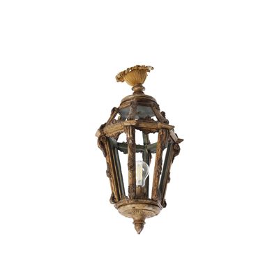 Lanterna antica in legno intagliato e dipinto, cm 28X28X60