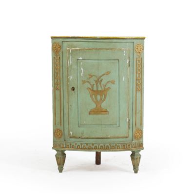 Angoliera in legno laccato e dorato, cm 86X56X123