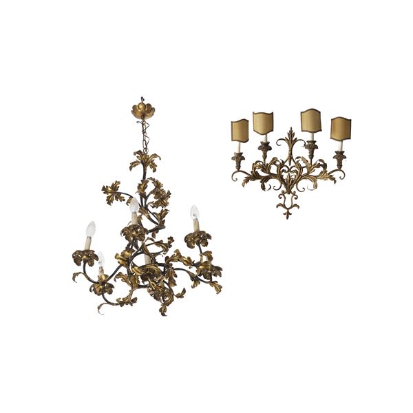 Lotto composto da lampadario e una applique in metallo a quattro luci