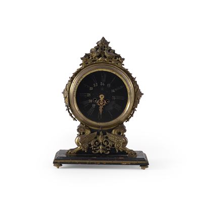 Pendola da tavolo, legno intagliato e metallo dorato, XX secolo