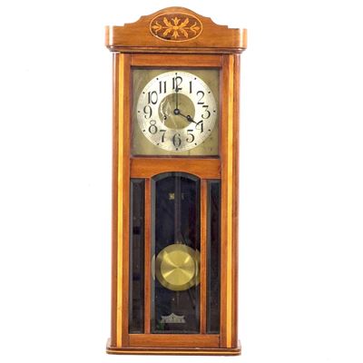 Orologio a pendolo da muro, cassa in legno intarsiato, XX secolo