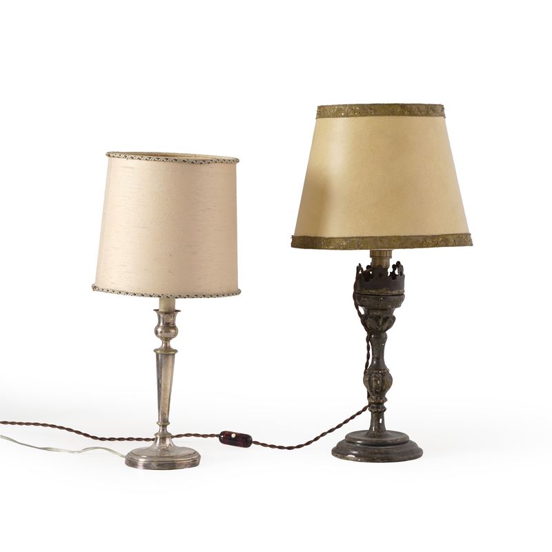 Due diverse abat jour  - Asta Antiquariato - Cambi Casa d'Aste