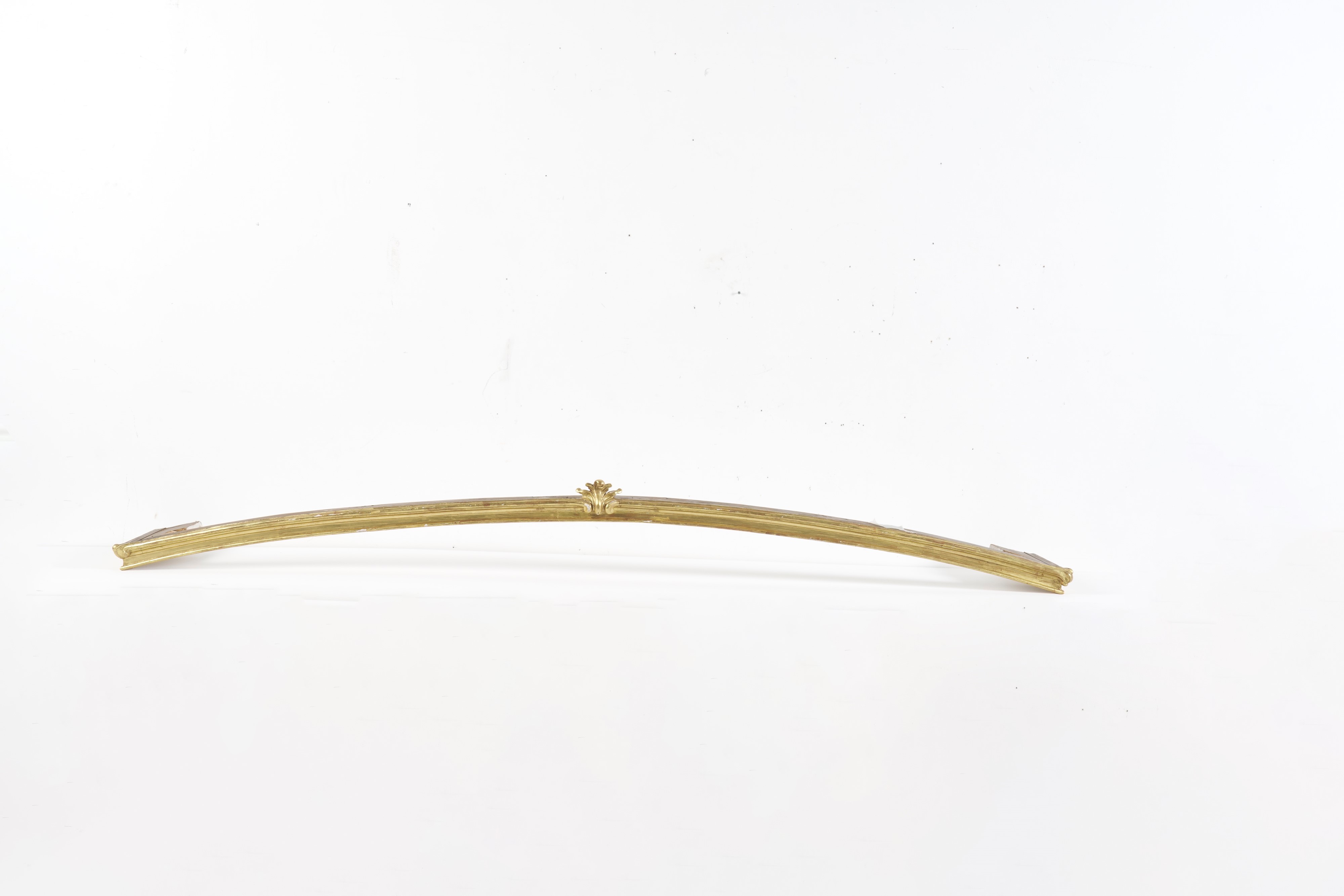 Coppia di mantovane in legno dorato