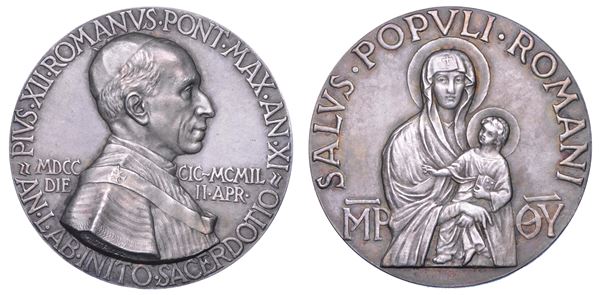 VATICANO. PIO XII, 1939-1958. Medaglia in argento 1949. 50esimo anniversario del Sacerdozio.