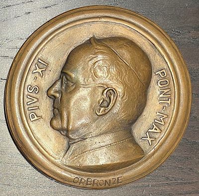 VATICANO, Pio XI (1922-1939), Medaglia uniface in bronzo con ritratto del Papa