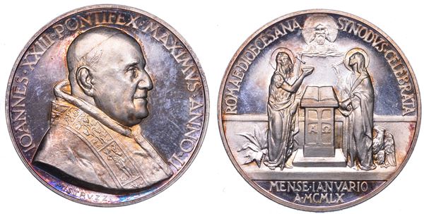 VATICANO. GIOVANNI XXIII, 1958-1963. Medaglia in argento 1960. Sinodo Diocesano romano.