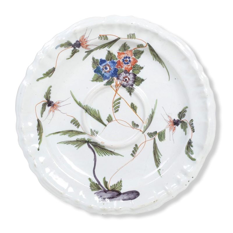 Sottopiatto in maiolica, Veneto, area novese-bassanese, 1750 circa