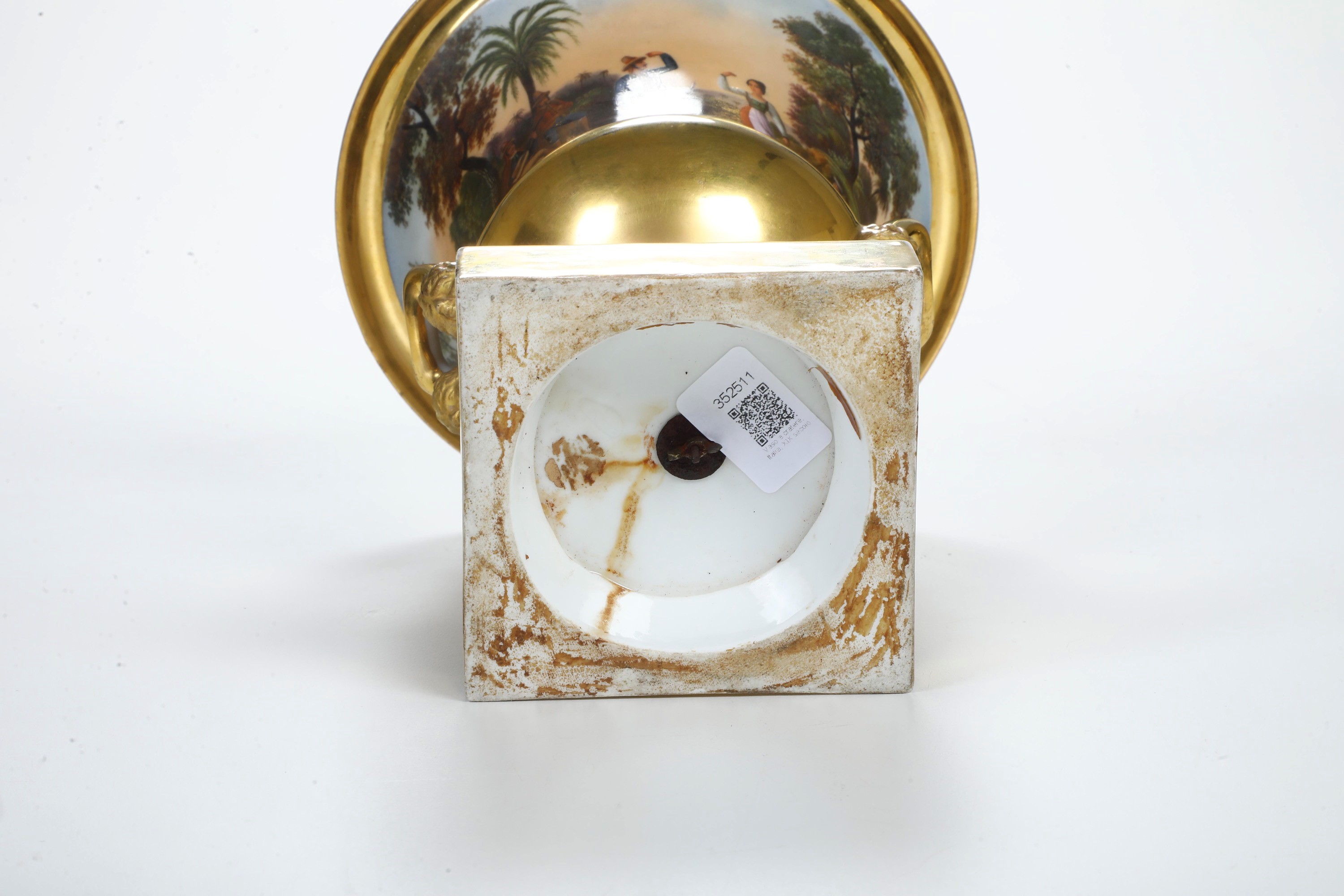 Italia, Vaso “Medici” in porcellana, secondo quarto del XIX secolo