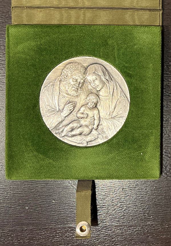 VATICANO - SACRA FAMIGLIA. Medaglia argento uniface.