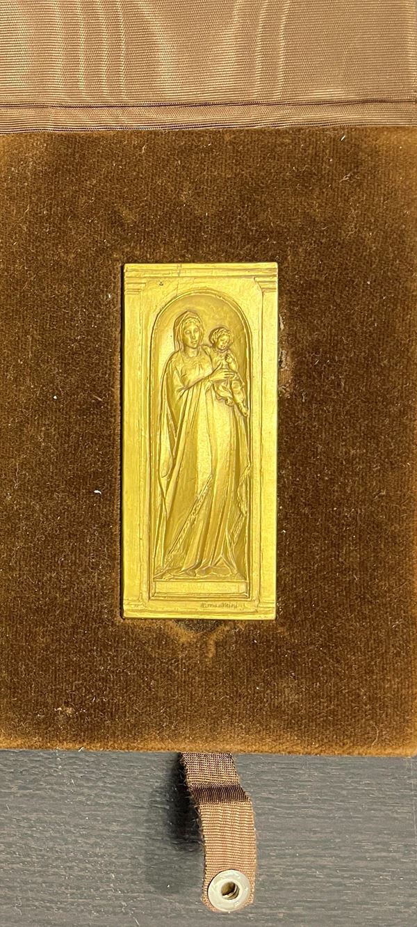 VATICANO - MADONNA CON BAMBINO. Placchetta bronzo dorato uniface.