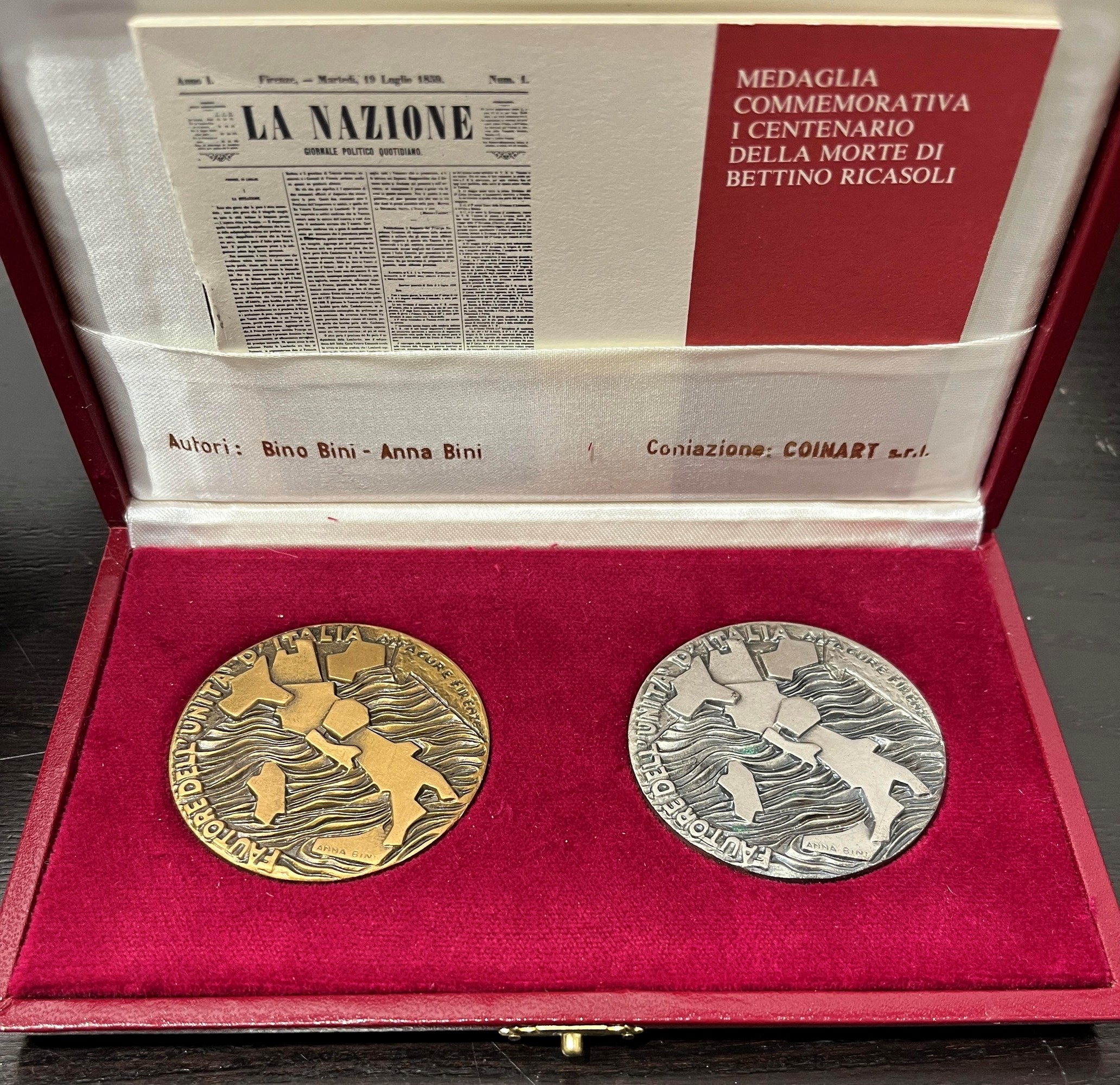 Bettino Ricasoli, Lotto di due medaglie commemorative in argento e bronzo