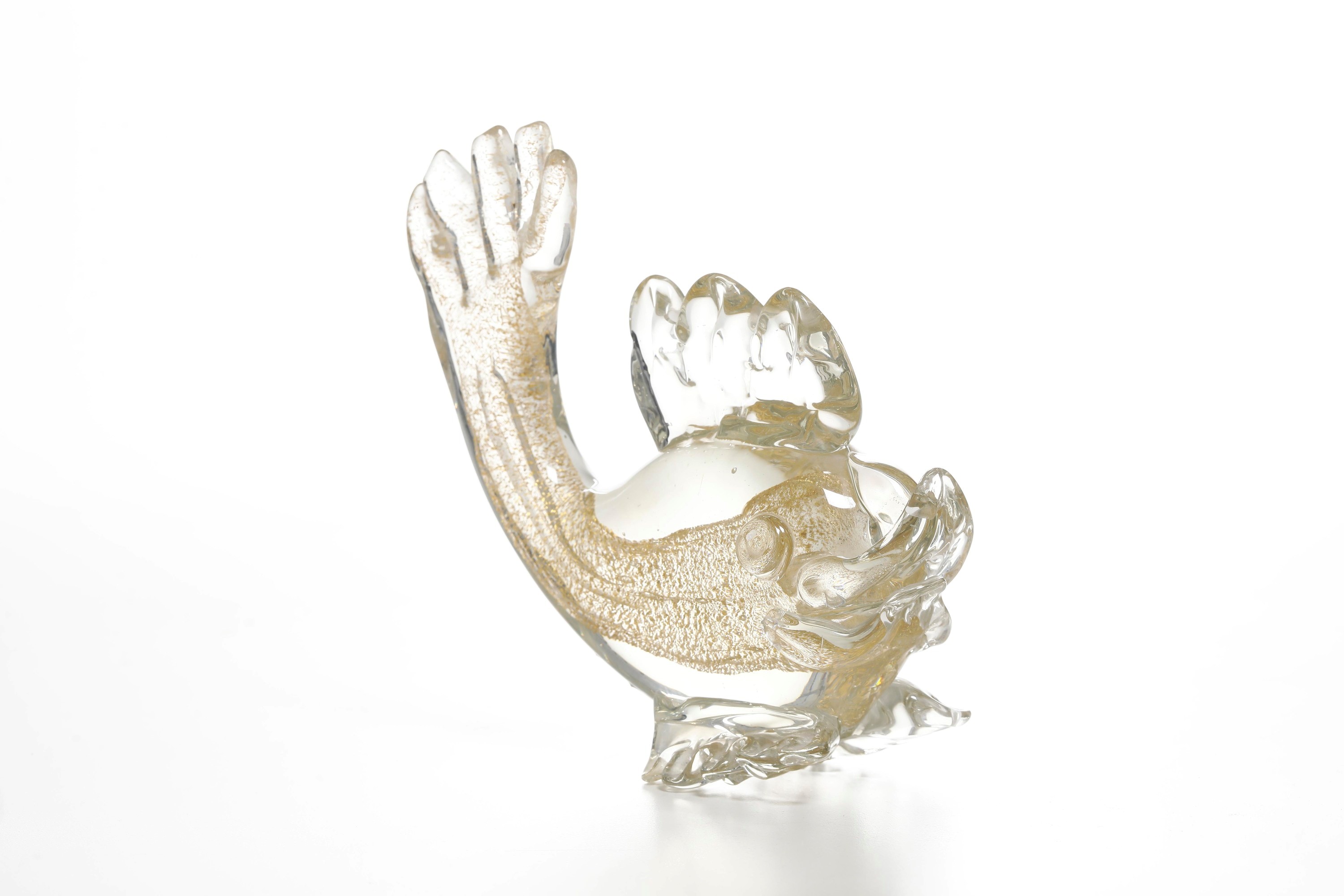 Murano, Soprammobile a forma di pesce in vetro pesante con inclusione di foglia oro, XX secolo